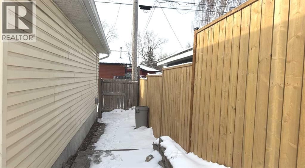 3229 19 AVENUE SOUTHEAST Image 36