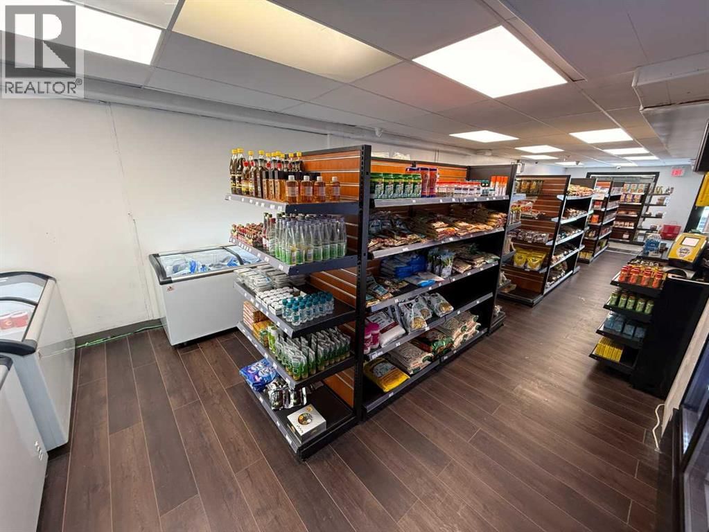 183 PEMBINA AVENUE Image 4