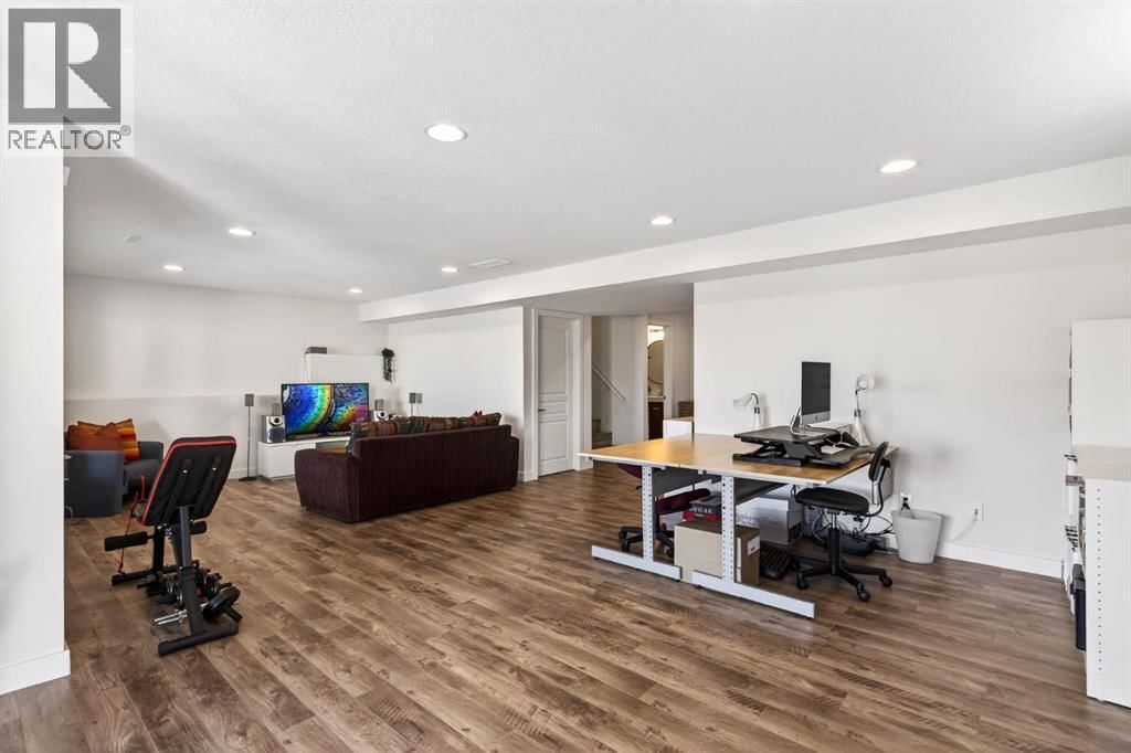 212 SAGEWOOD LANDING SOUTHWEST Image 32