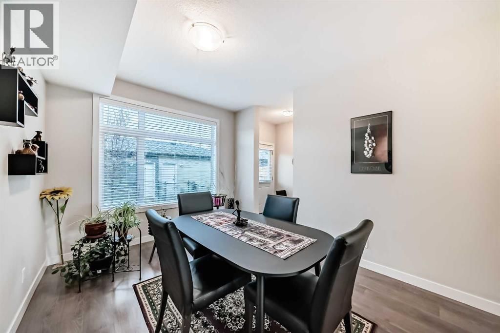 342 REDSTONE BOULEVARD NORTHEAST Image 11