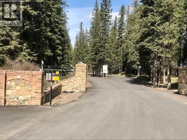 3 TIMBER CRESCENT Image 48