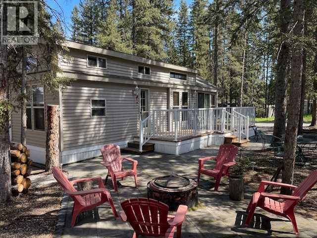 3 TIMBER CRESCENT Image 7