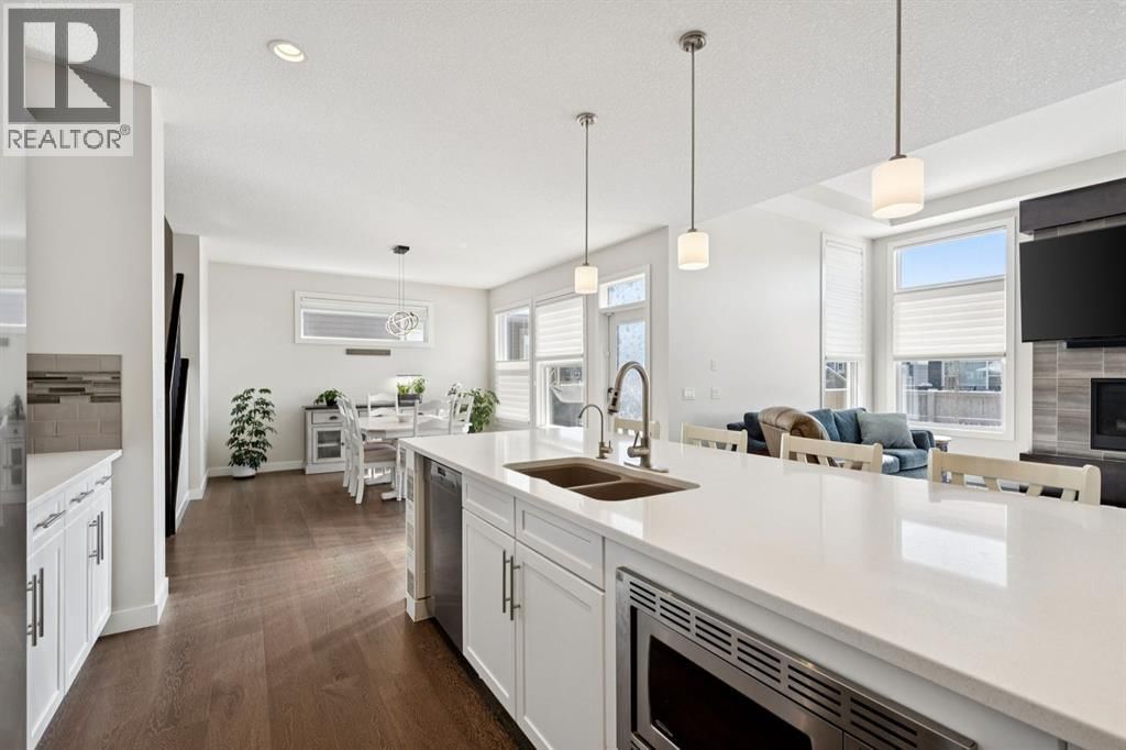 293 BOULDER CREEK CRESCENT Image 13