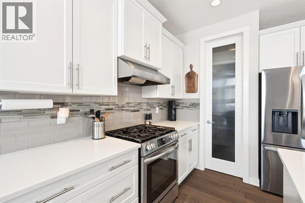 293 BOULDER CREEK CRESCENT Image 14