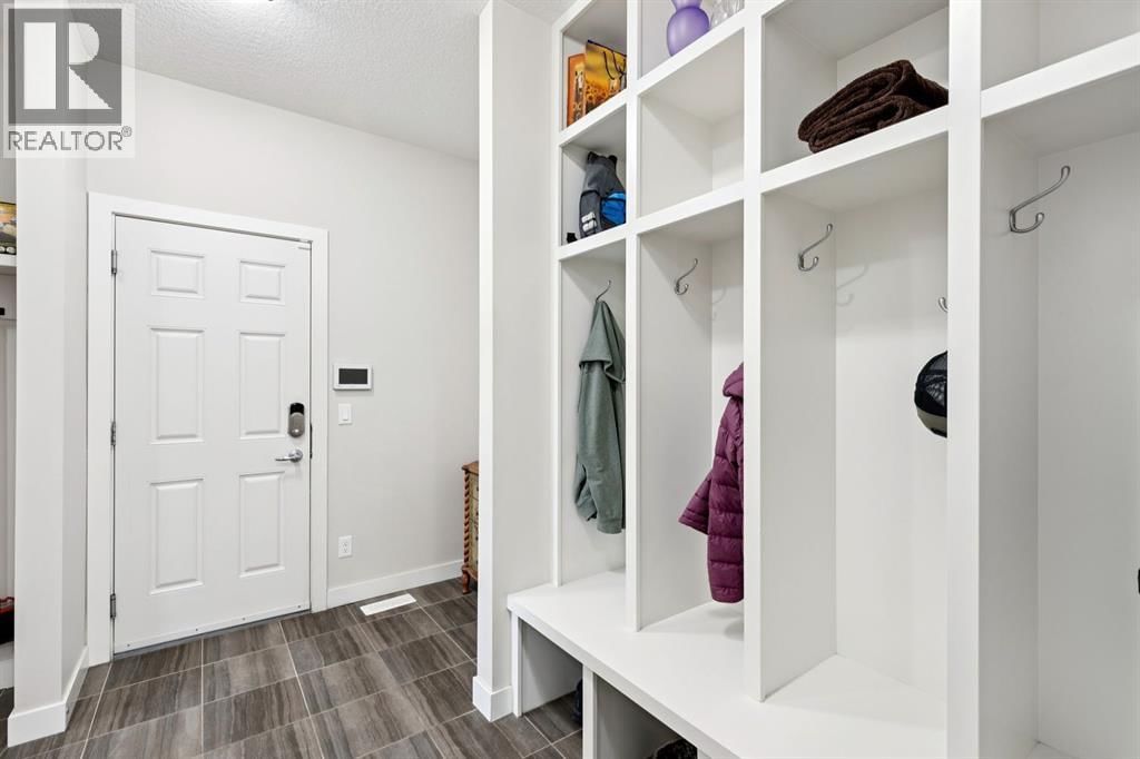 293 BOULDER CREEK CRESCENT Image 16