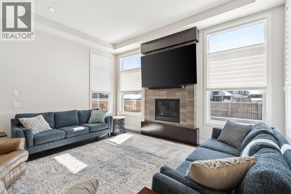 293 BOULDER CREEK CRESCENT Image 23