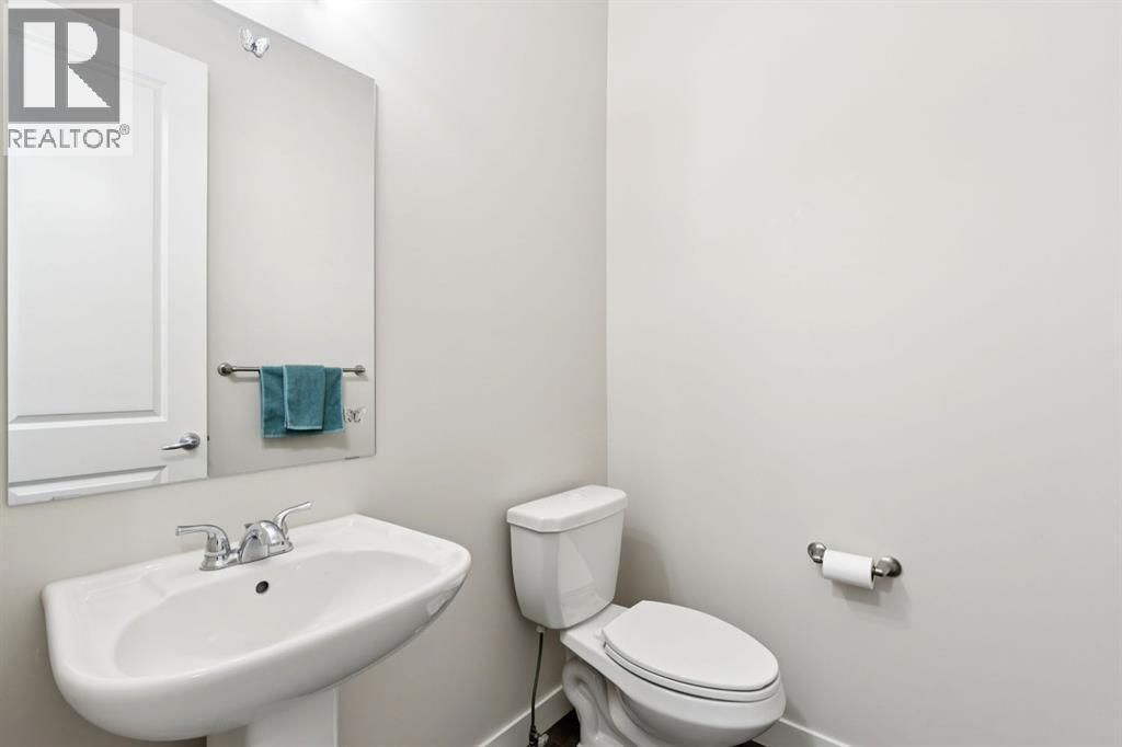 293 BOULDER CREEK CRESCENT Image 24