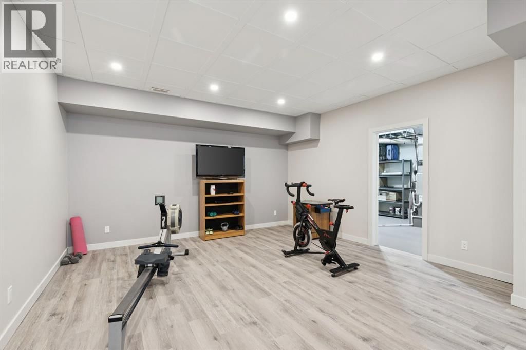 293 BOULDER CREEK CRESCENT Image 34