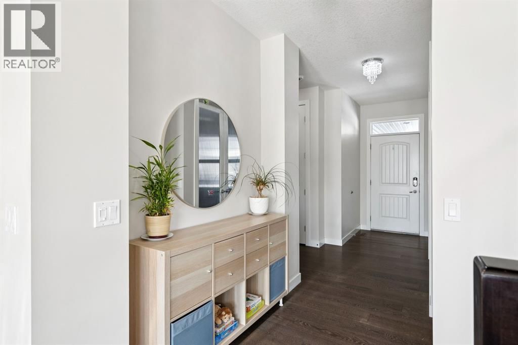 293 BOULDER CREEK CRESCENT Image 8