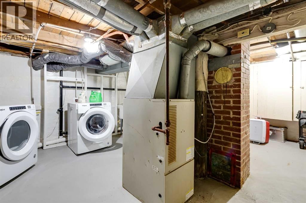 235 3 STREET Image 23