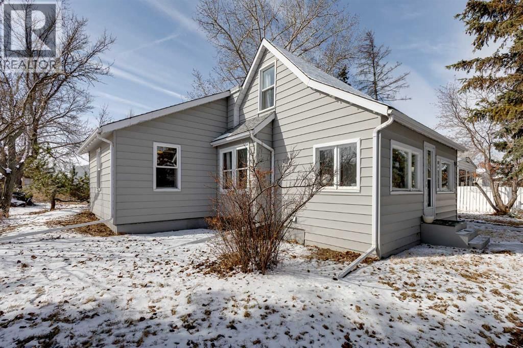 235 3 STREET Image 3