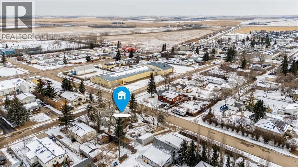 235 3 STREET Image 37