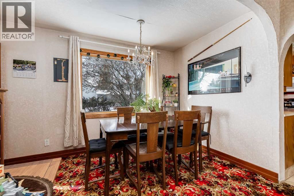 235 3 STREET Image 9