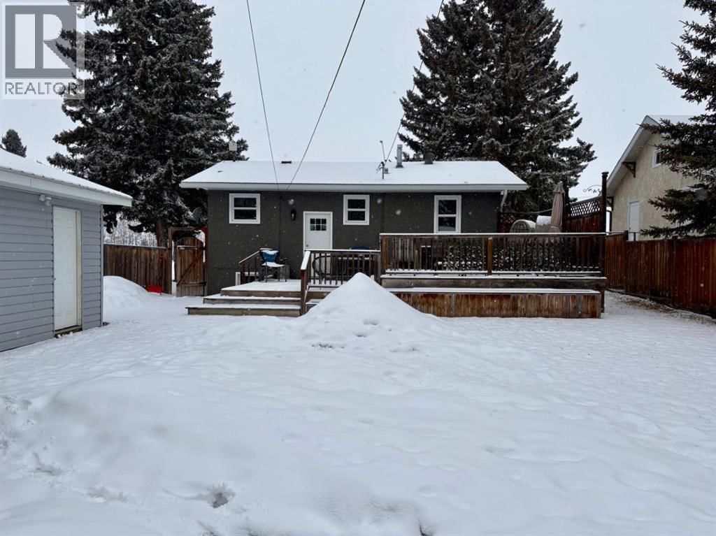 5212 50 AVENUE CRESCENT Image 30