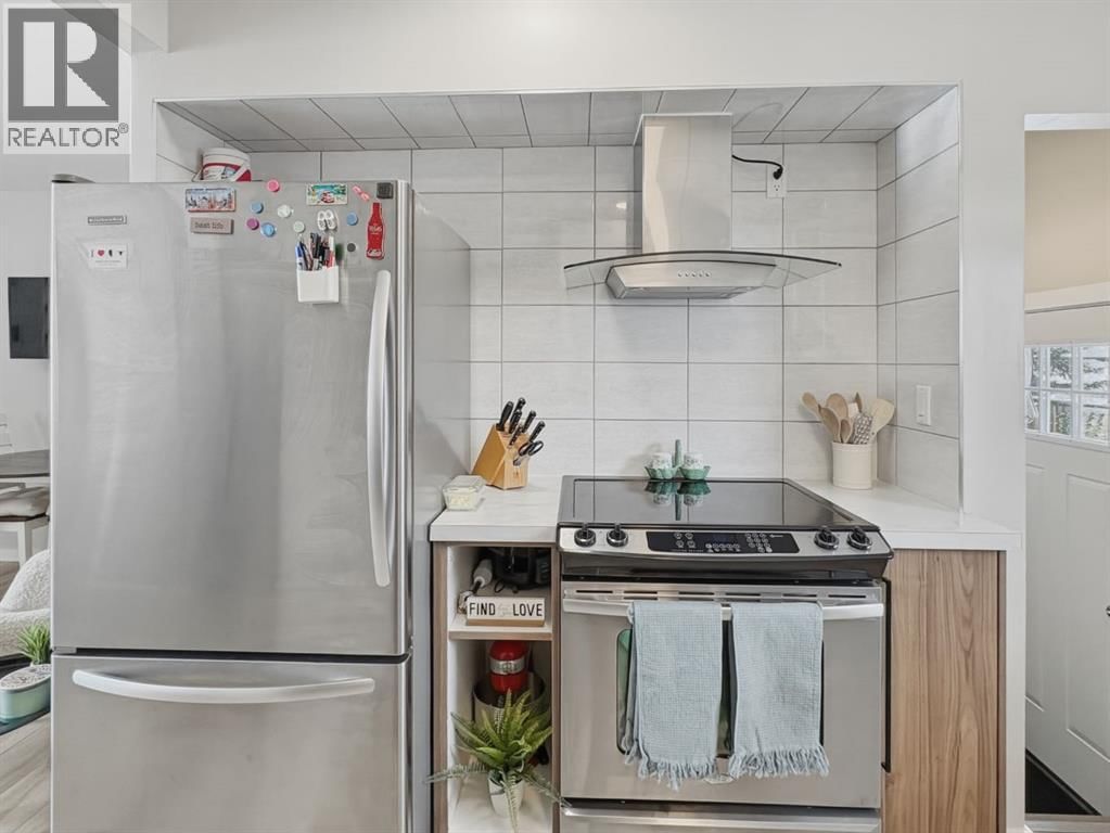 5212 50 AVENUE CRESCENT Image 6