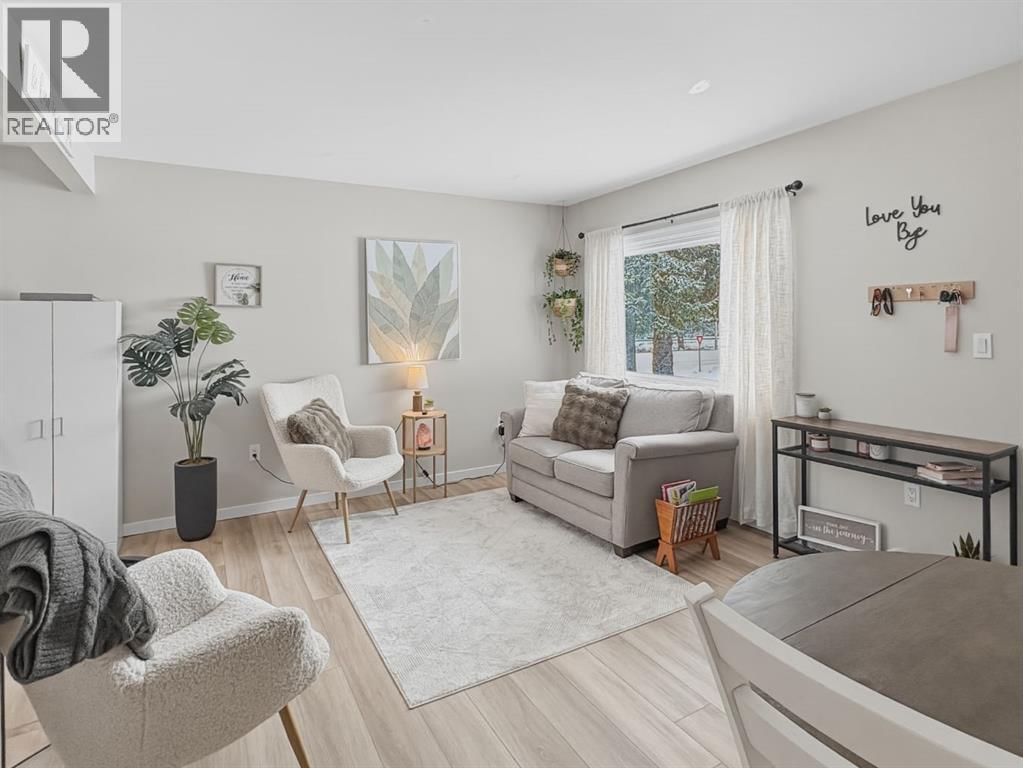 5212 50 AVENUE CRESCENT Image 7