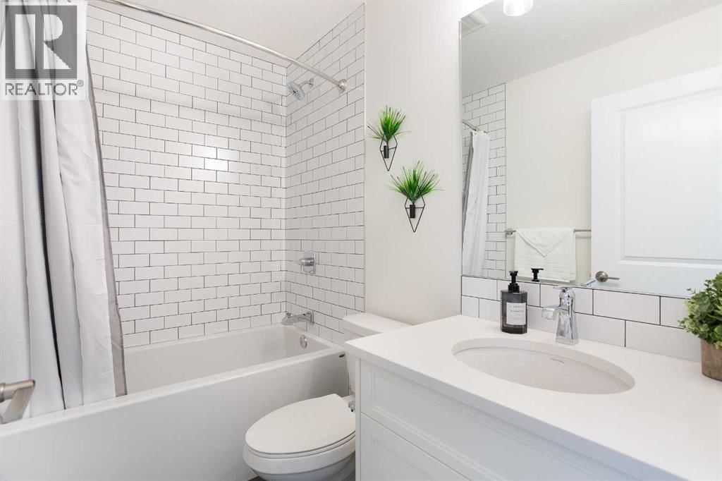 152 CRANBROOK GARDENS SOUTHEAST Image 20