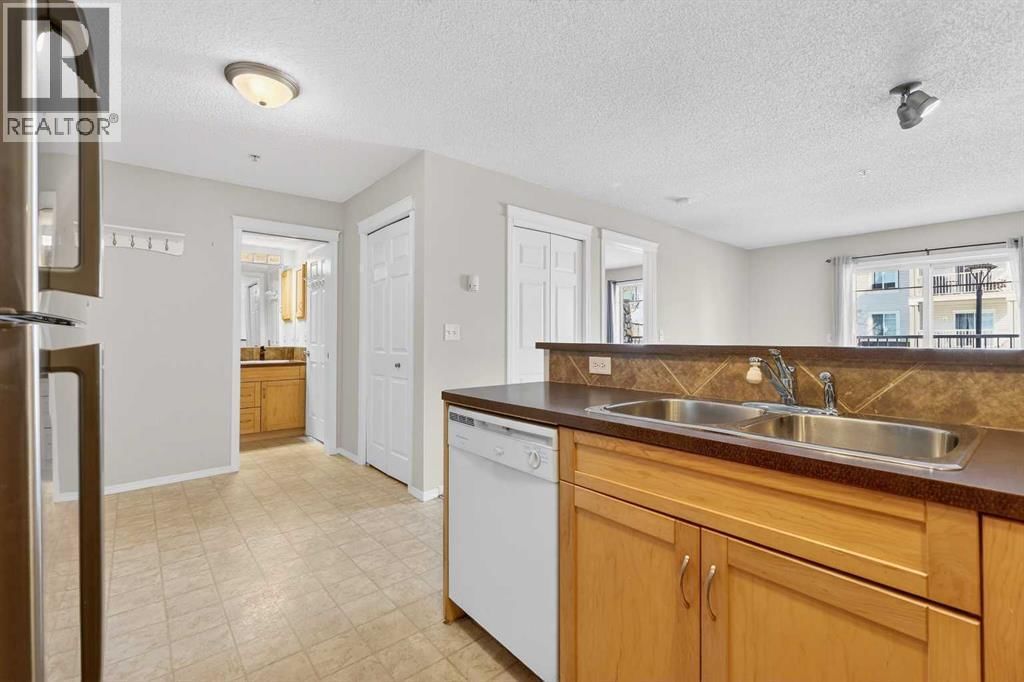 70 PANAMOUNT DRIVE NORTHWEST Image 18