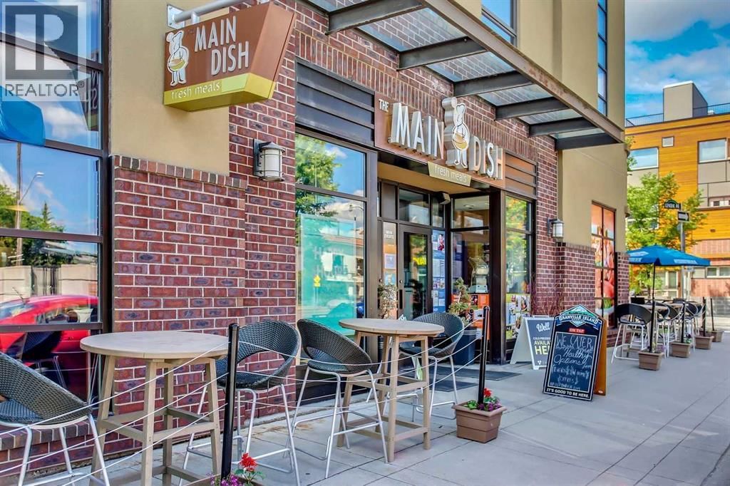 910 CENTRE AVENUE NORTHEAST Image 29