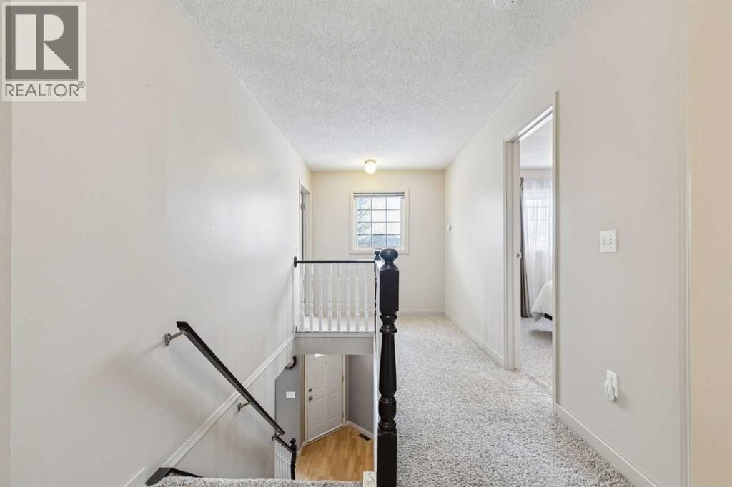 168 ERIN MEADOW CLOSE SOUTHEAST Image 31