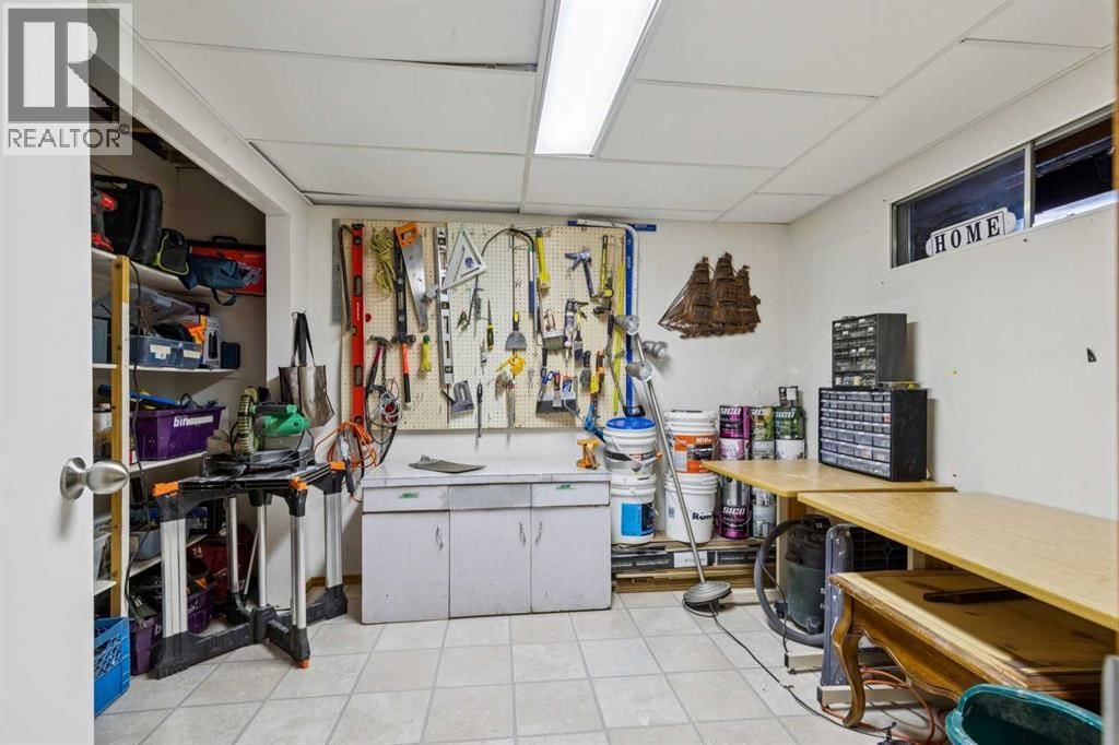 168 ERIN MEADOW CLOSE SOUTHEAST Image 37