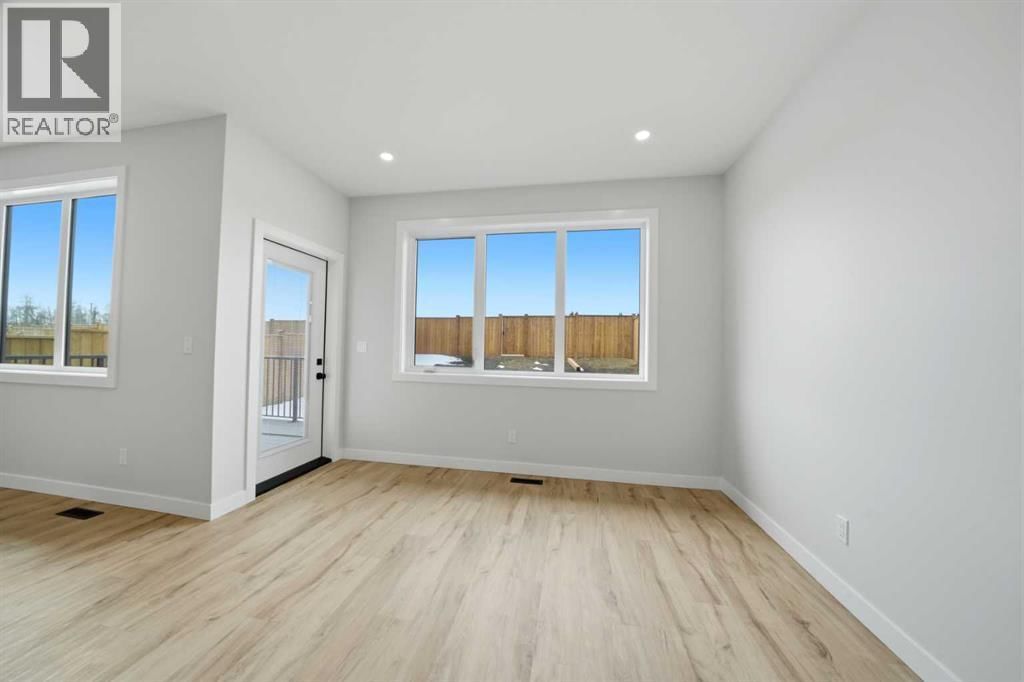 115 CRESTVIEW BOULEVARD Image 10