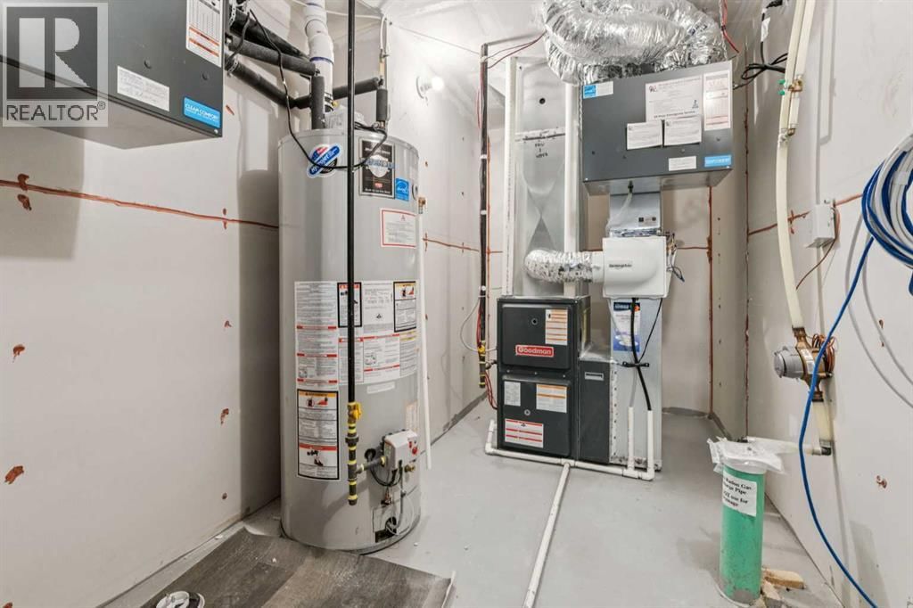 249 AQUILA DRIVE NORTHWEST Image 21