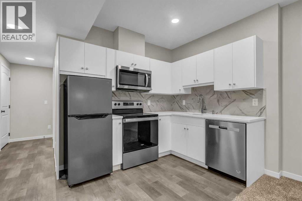 249 AQUILA DRIVE NORTHWEST Image 23