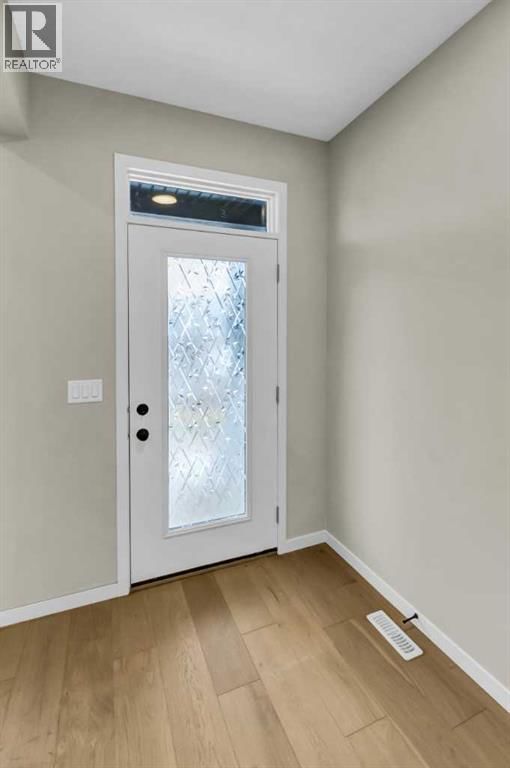 249 AQUILA DRIVE NORTHWEST Image 4