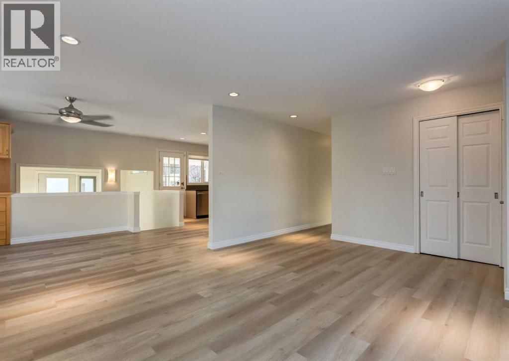 367 ACADIA DRIVE SOUTHEAST Image 9