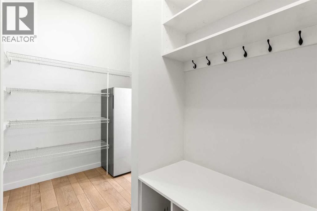 211 MUSTANG STREET Image 15