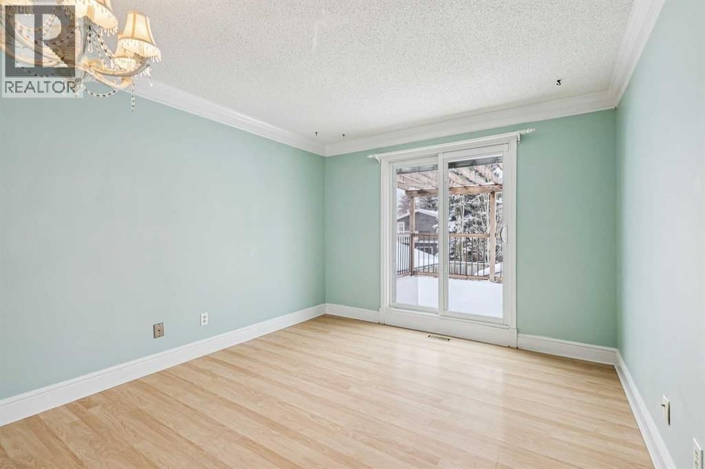 131 WOODGLEN WAY SOUTHWEST Image 13