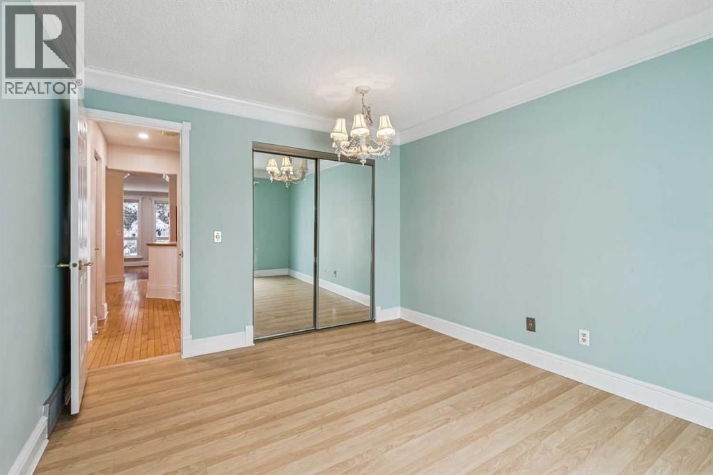 131 WOODGLEN WAY SOUTHWEST Image 14