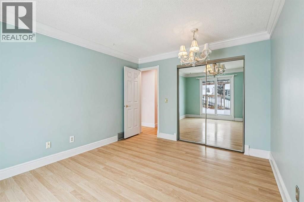 131 WOODGLEN WAY SOUTHWEST Image 15