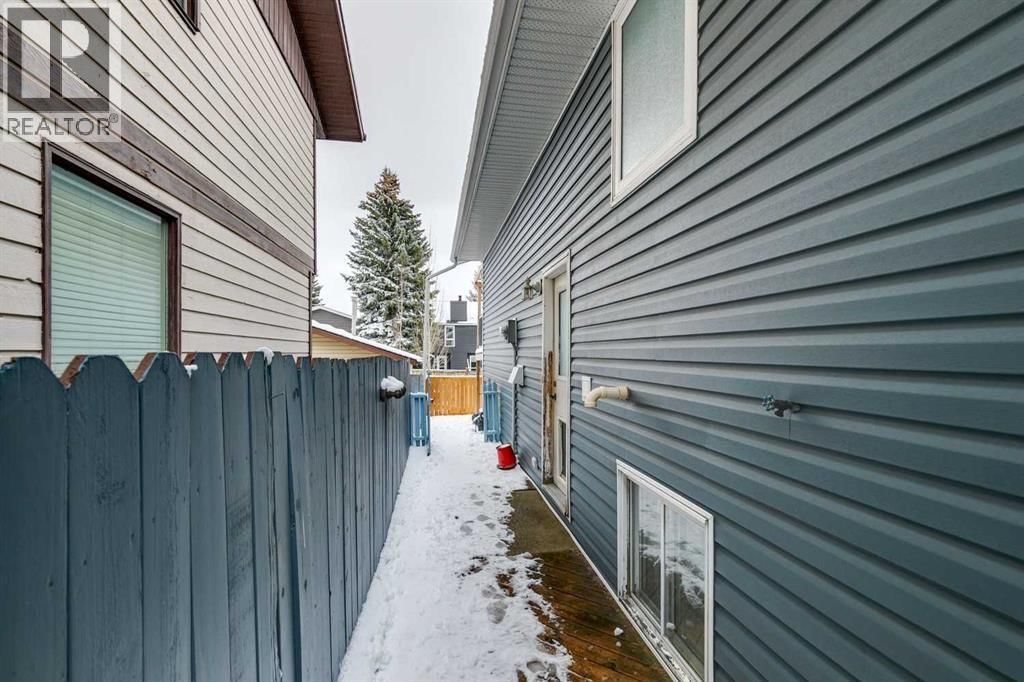 131 WOODGLEN WAY SOUTHWEST Image 28