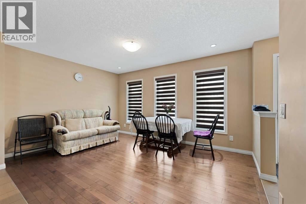 24 CITYSCAPE ROW NORTHEAST Image 5