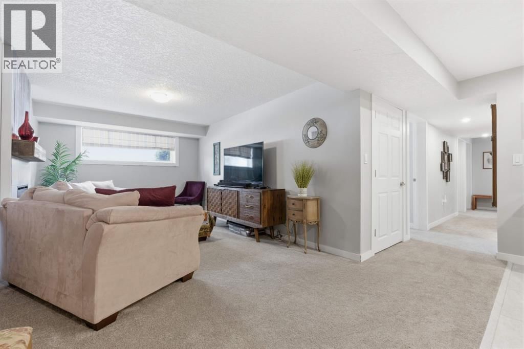 8411 SILVER SPRINGS ROAD NORTHWEST Image 30