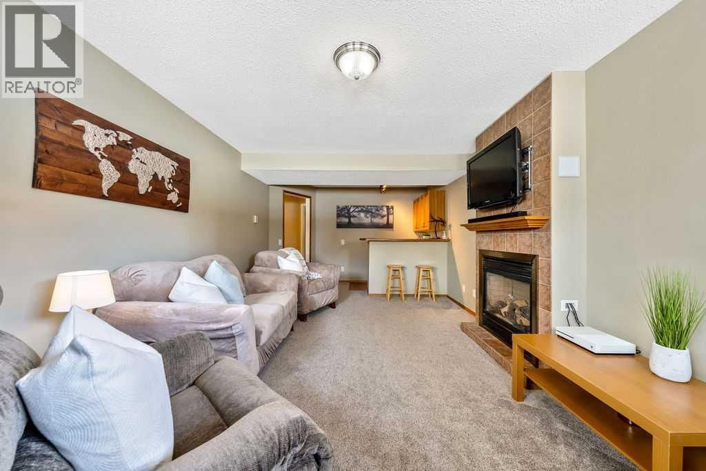 149 WEST TERRACE CRESCENT Image 28