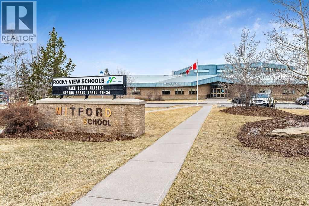 149 WEST TERRACE CRESCENT Image 46