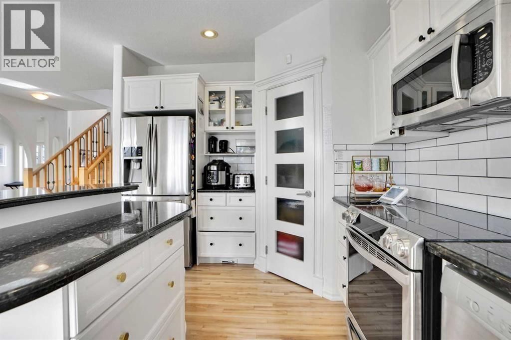 6 STRATHRIDGE WAY SOUTHWEST Image 22