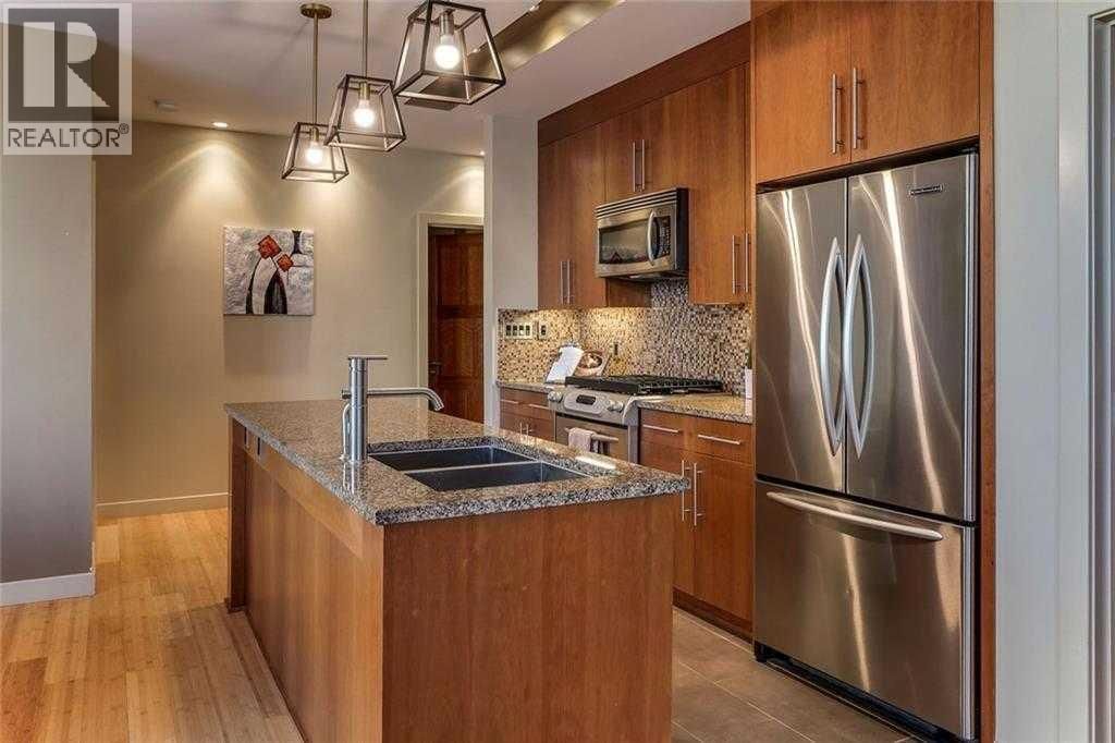 701 3 Avenue property photo