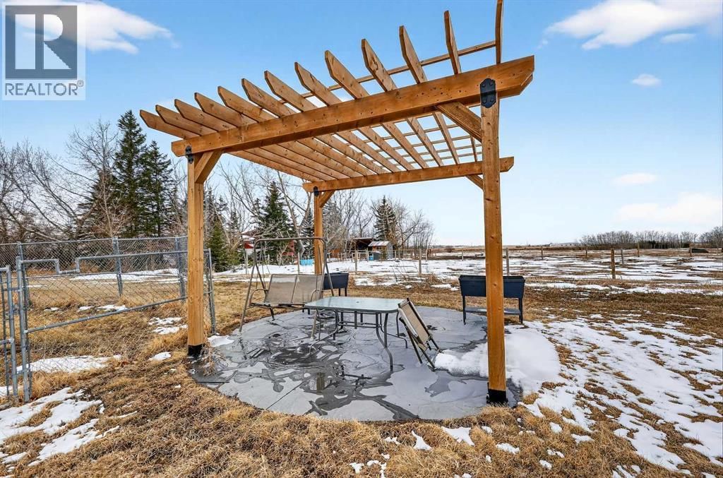 270092 GLENMORE TRAIL Image 13