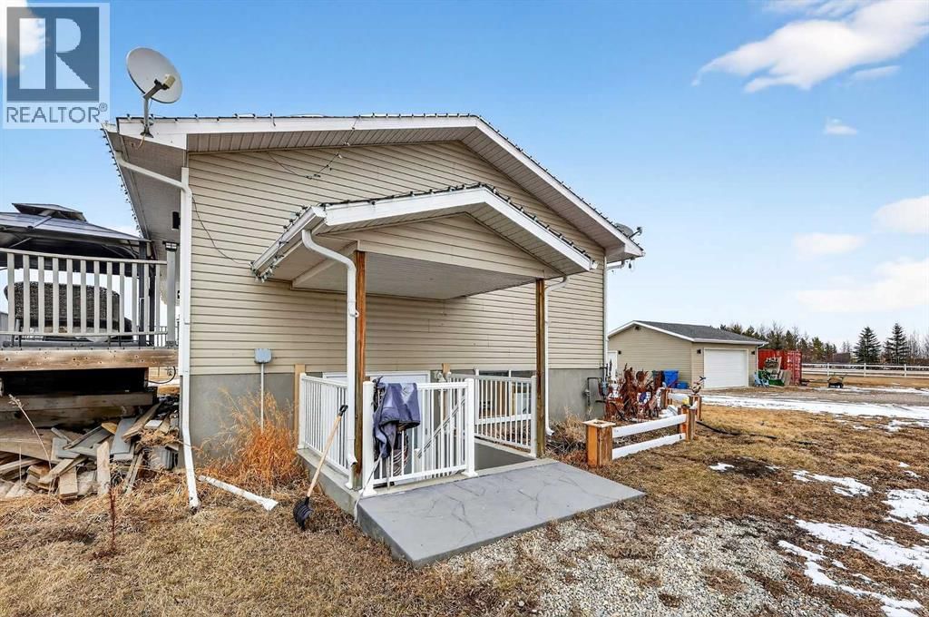 270092 GLENMORE TRAIL Image 17