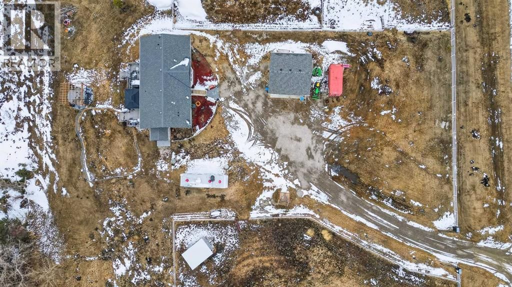 270092 GLENMORE TRAIL Image 43