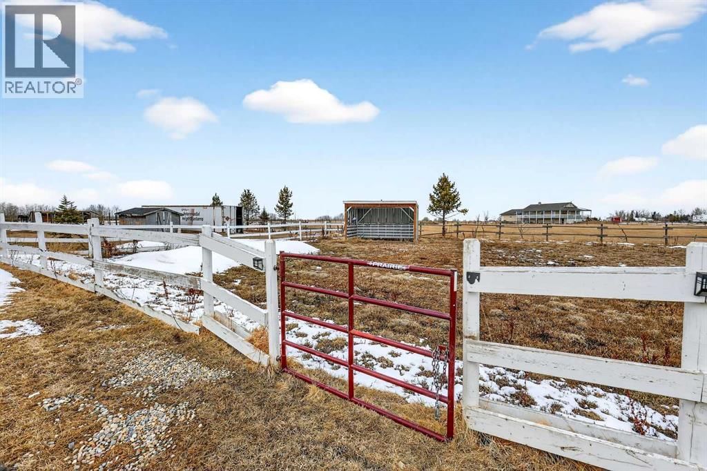 270092 GLENMORE TRAIL Image 9