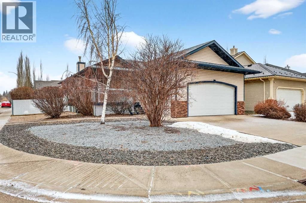 106 CAMBRIDGE GLEN DRIVE Image 1