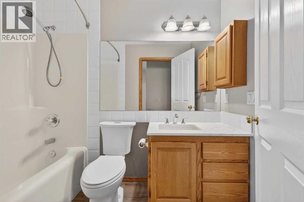 106 CAMBRIDGE GLEN DRIVE Image 11