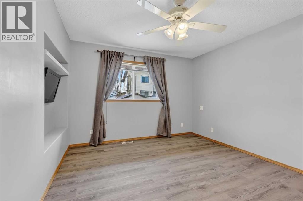 106 CAMBRIDGE GLEN DRIVE Image 31