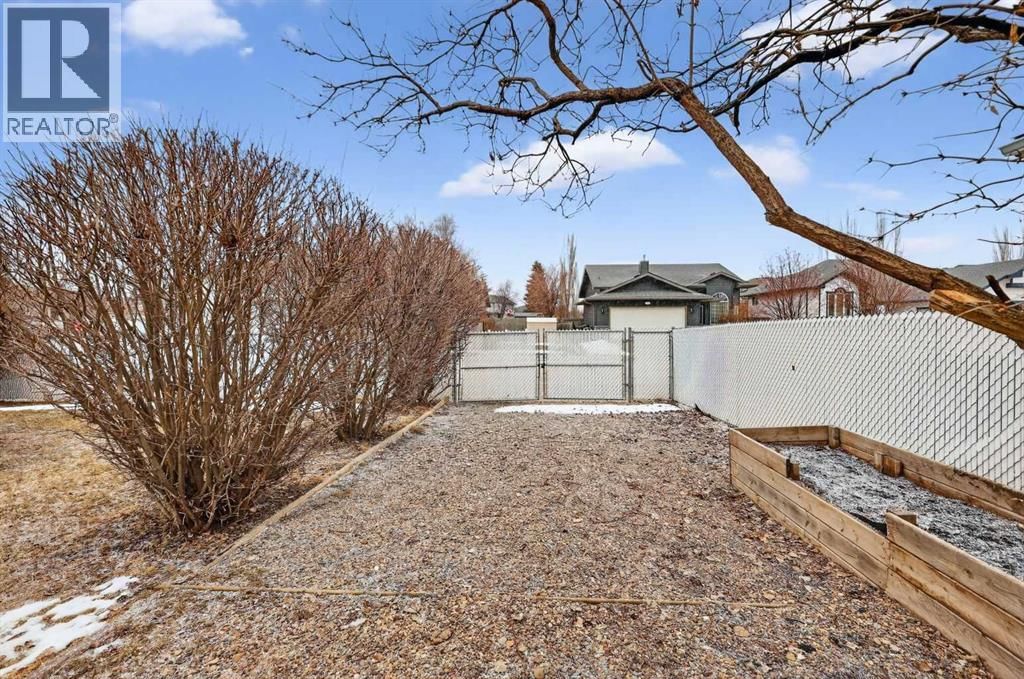 106 CAMBRIDGE GLEN DRIVE Image 48