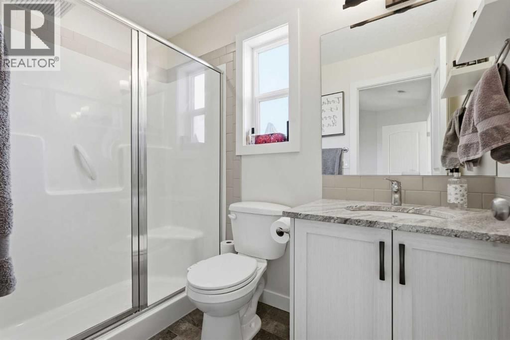 99 VALAROSA DRIVE Image 24